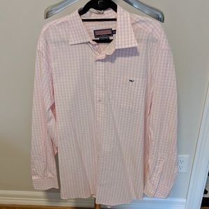 Vineyard Vines button down dress shirt